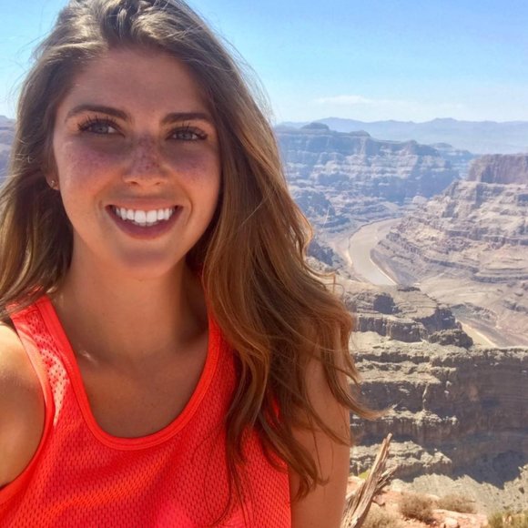 Meet your Posher, Taylor - Picture 1 of 1